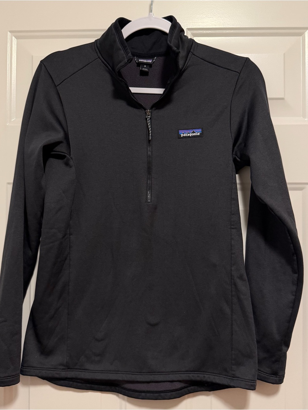 PATAGONIA R1 DAILY 1/4 ZIP NECK WOMENS JACKET MEDIUM BLACK